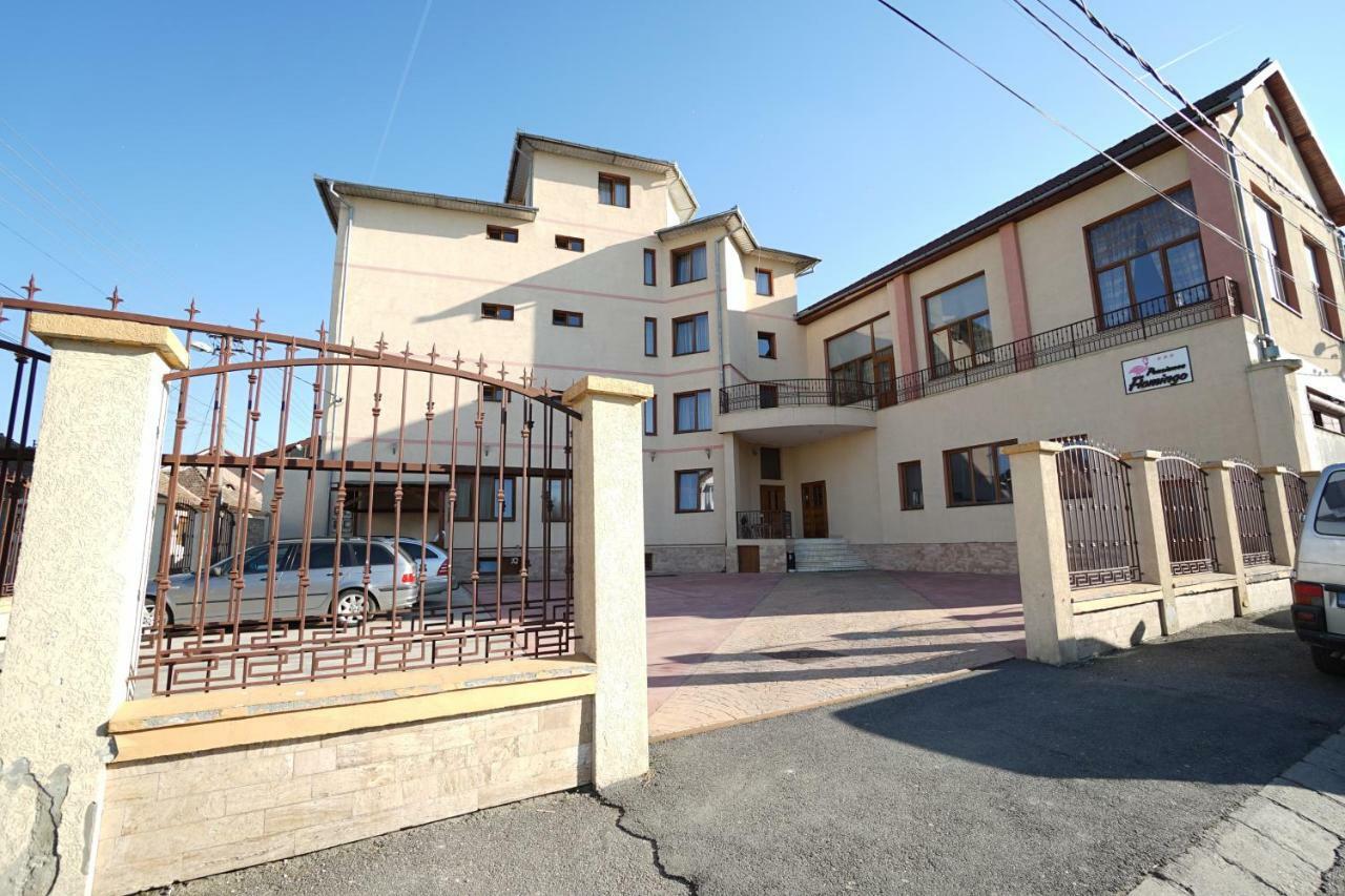 Pensiunea Flamingo Sibiu Ngoại thất bức ảnh