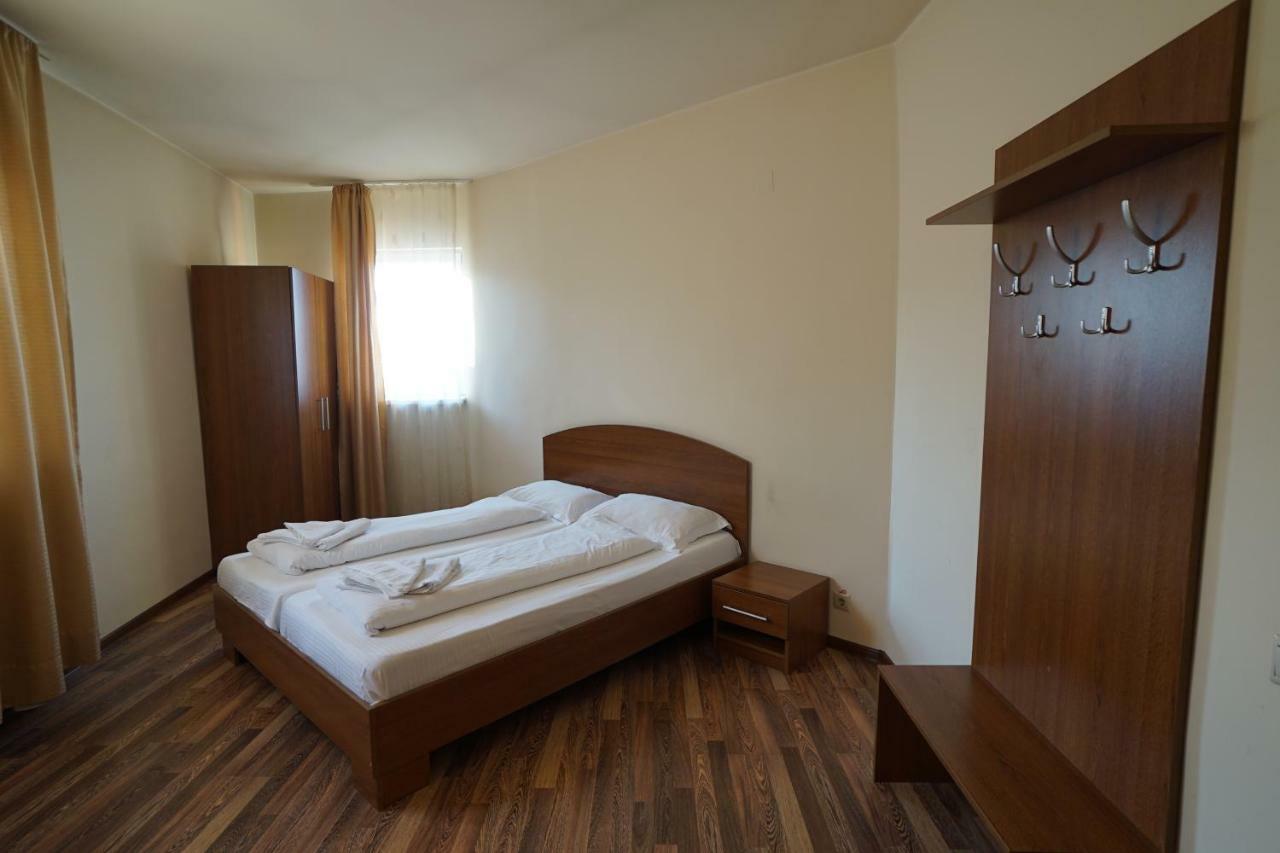 Pensiunea Flamingo Sibiu Ngoại thất bức ảnh