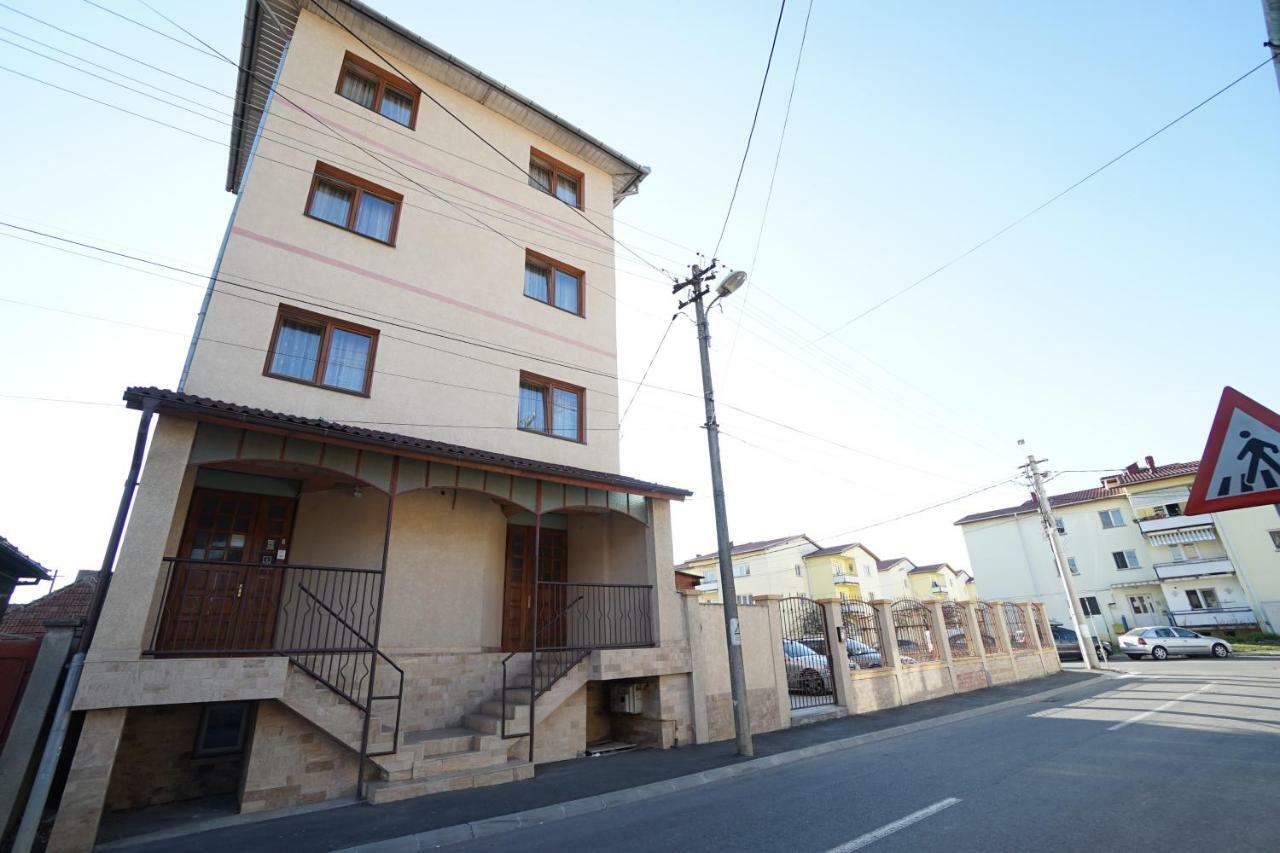 Pensiunea Flamingo Sibiu Ngoại thất bức ảnh