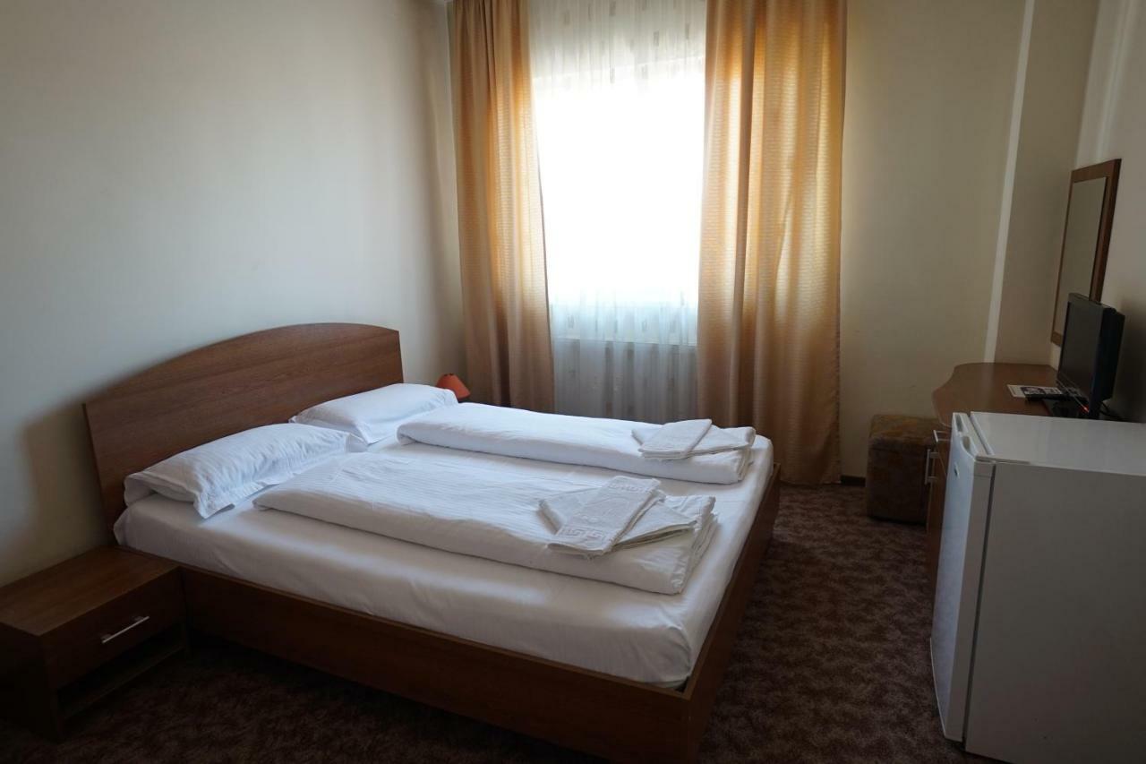 Pensiunea Flamingo Sibiu Ngoại thất bức ảnh